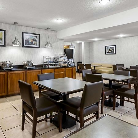 Best Western Gaylord Exterior photo